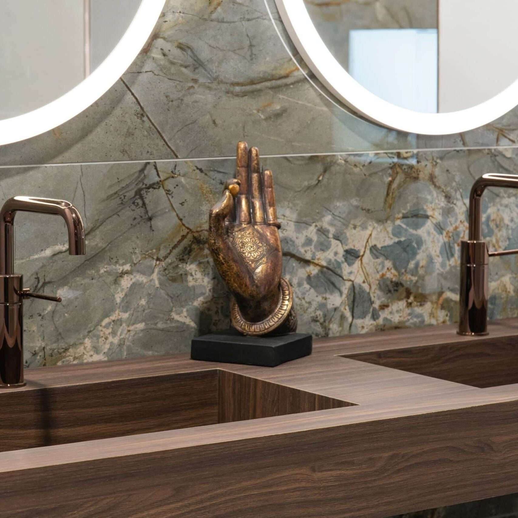 robinet cuivre bordeaux