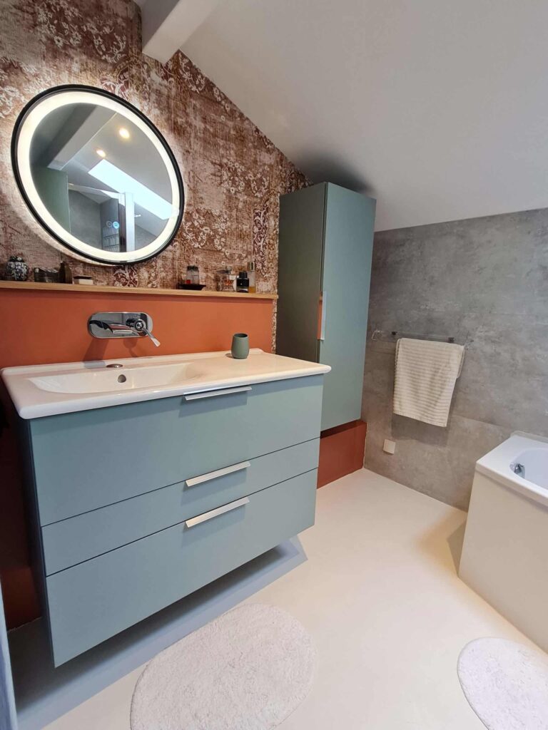 Une salle de bain d'inspiration voyage en Asie